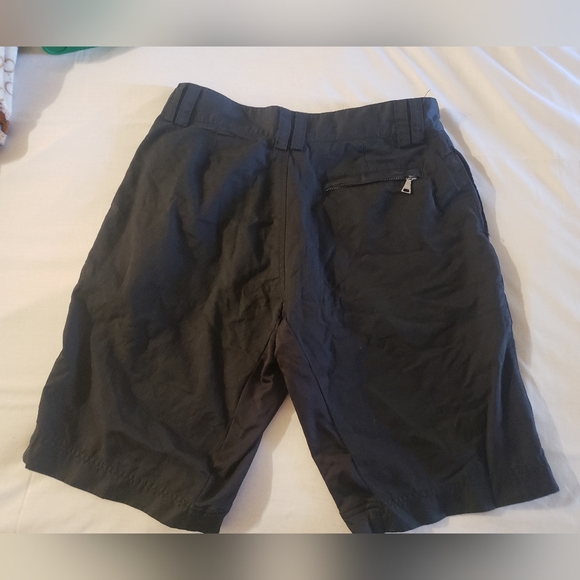 Mens Roots Shorts - Picture 2 of 4
